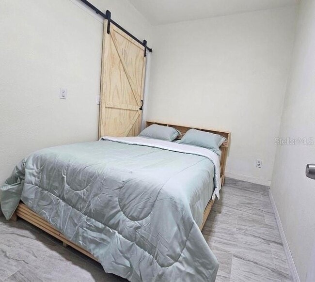 Building Photo - 1519 Barberry Dr