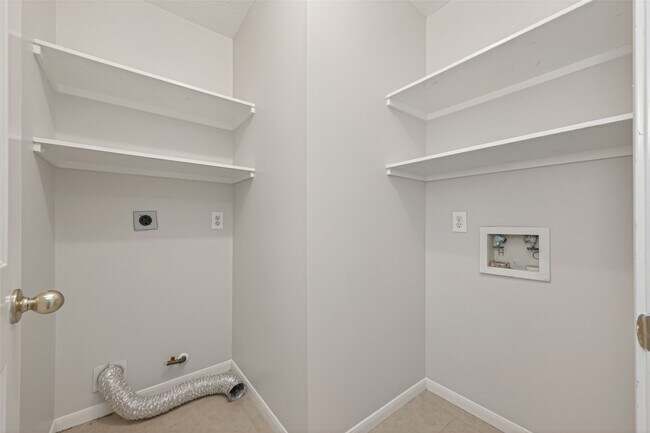 Building Photo - 21484 Palace Pines Dr