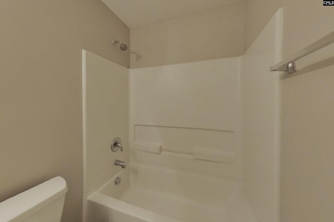 Building Photo - 80 Springway Dr