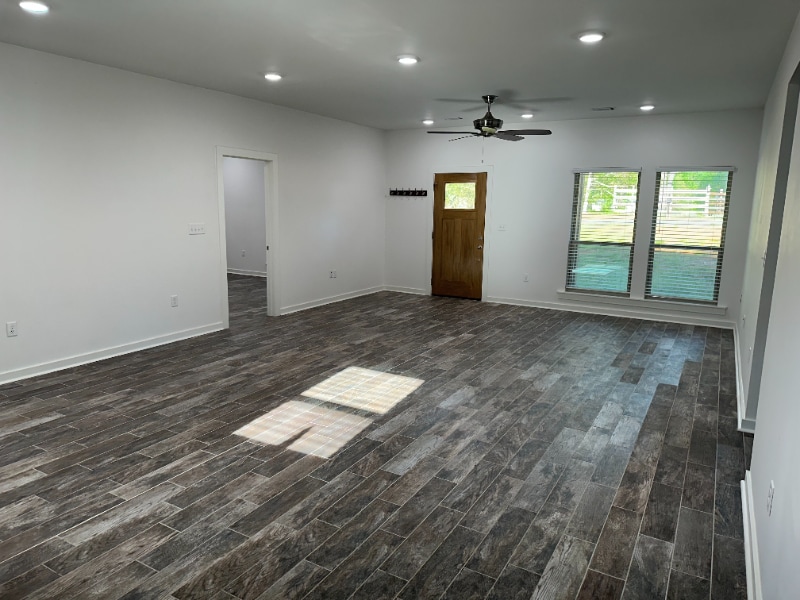 Building Photo - 122 Union Rd