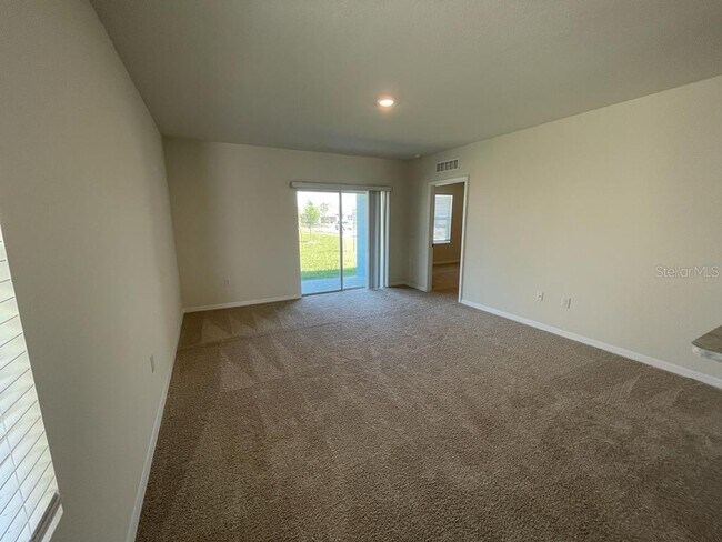 Building Photo - 1533 Quinta Rd