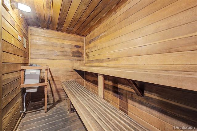 Building Photo - 7665 E Eastman Ave