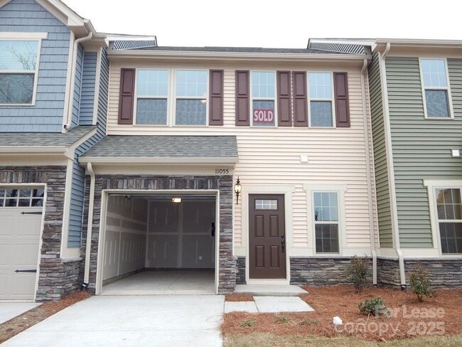 Primary Photo - 11055 J. C. Murray Dr NW