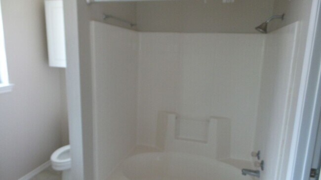 Building Photo - 1305 Remington Ct