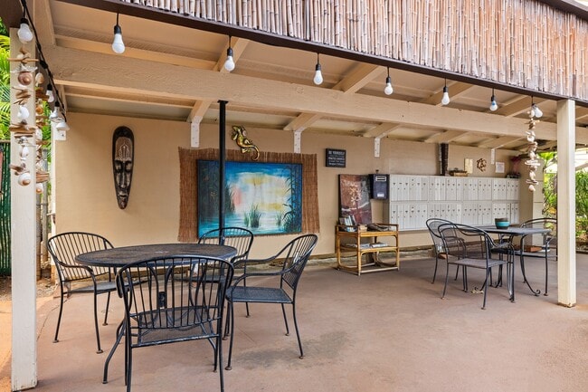 Building Photo - Fully Furnished Studio, 1 Bathroom. NO par...