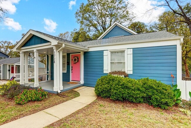 Building Photo - Beautiful Remodeled  Home in Historic Wilmore.
