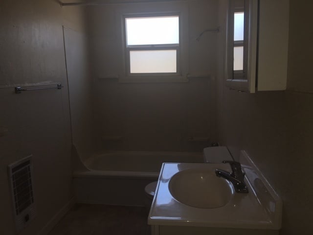 Building Photo - Vintage 2-Story 4BD/2BA Campus-Area Home!