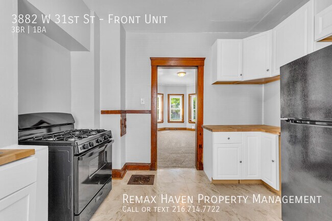 Building Photo - 3882 W 31st St