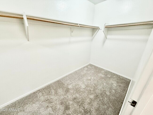 Building Photo - 42564 W Palmyra Ct