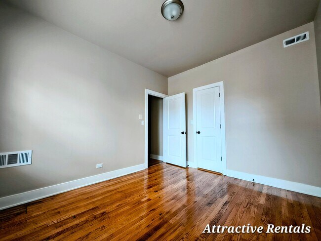 Building Photo - 1359 S Kildare Ave