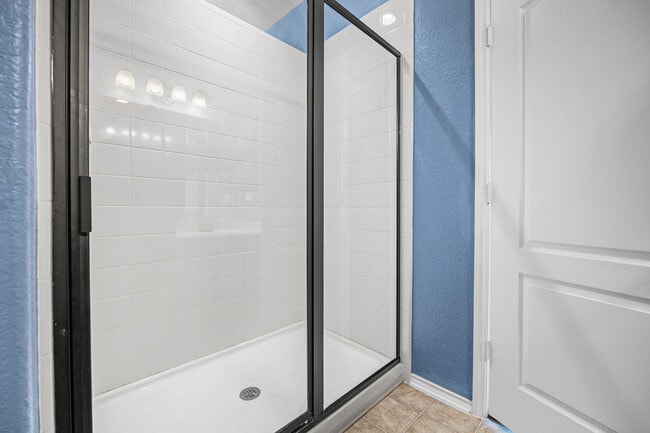 Building Photo - 1427 Sun Garden