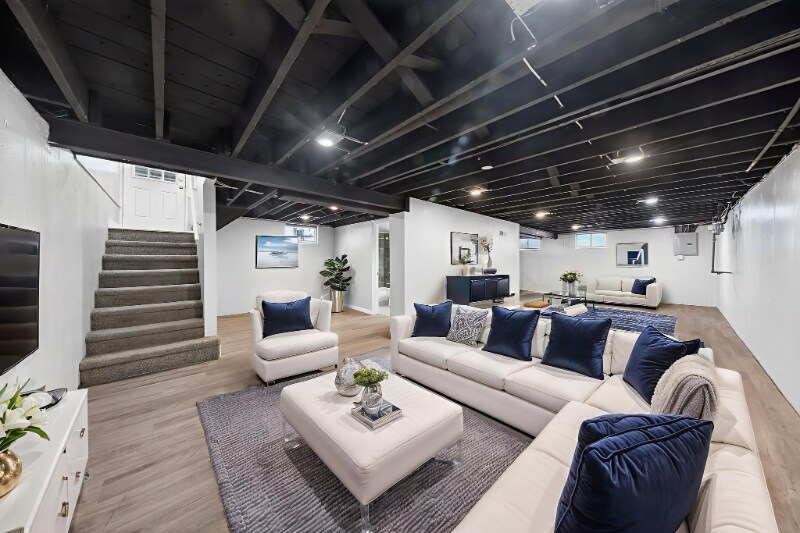 Building Photo - 865 Boone St