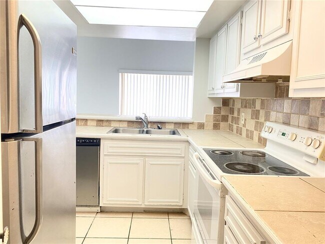 Building Photo - 2468 Citrus Club Ln