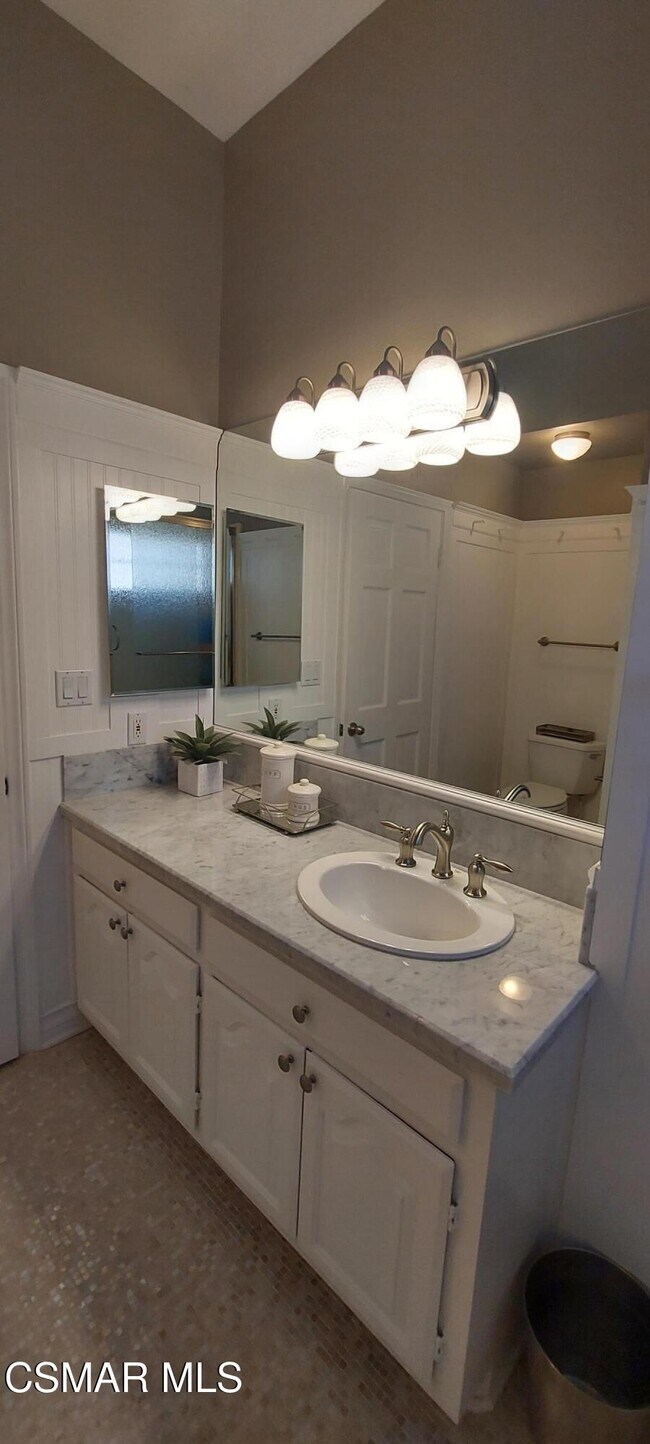 Building Photo - 5892 Indian Crest Cir