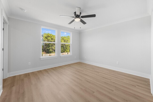 Building Photo - 1409 Little Brothers Ln