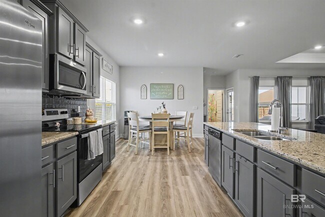 Building Photo - 3893 Mercury Cir