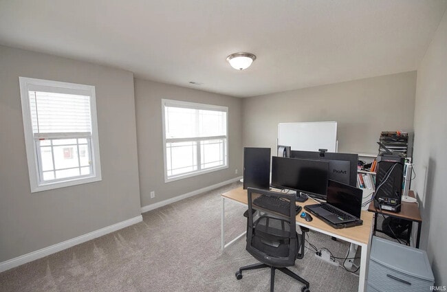 Building Photo - 2855 Needletail Dr