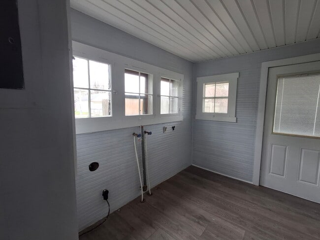 Building Photo - 2619 Jackson St