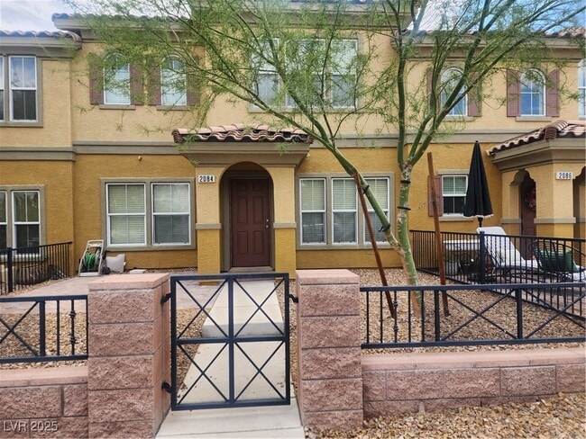 Primary Photo - 2084 Waterlily View St