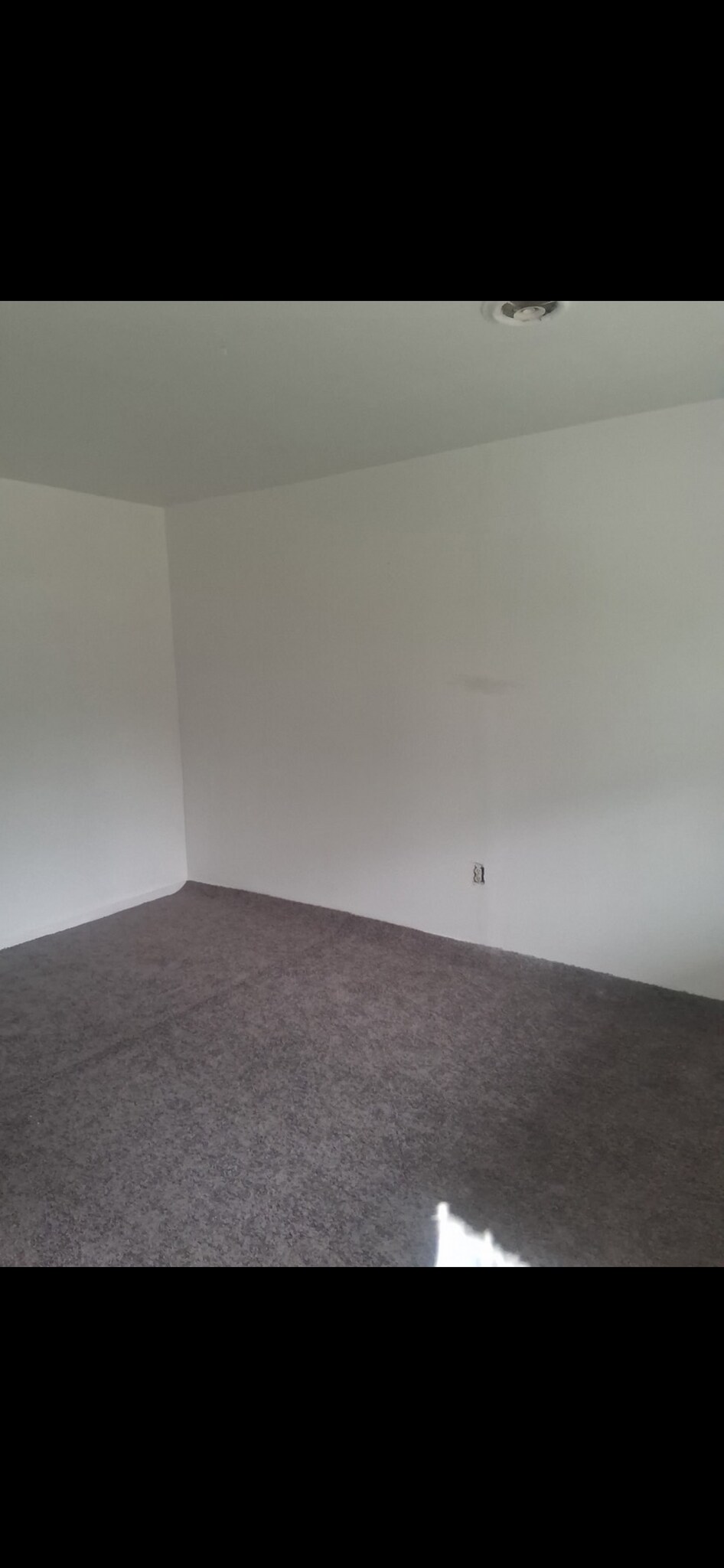 Building Photo - 2902 Larkspur Dr