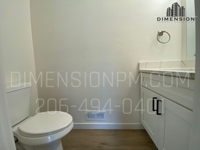 Building Photo - Charming 3-Bed, 2-Bath Home in Prime Feder...
