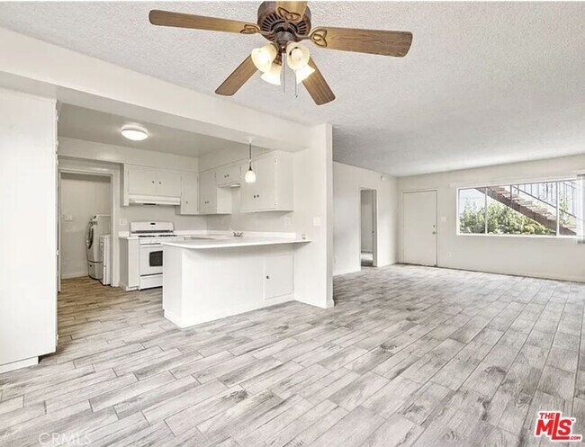 Building Photo - 1601 Torrance Blvd