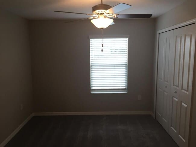 Building Photo - 9618 Pembrooke Pines Dr