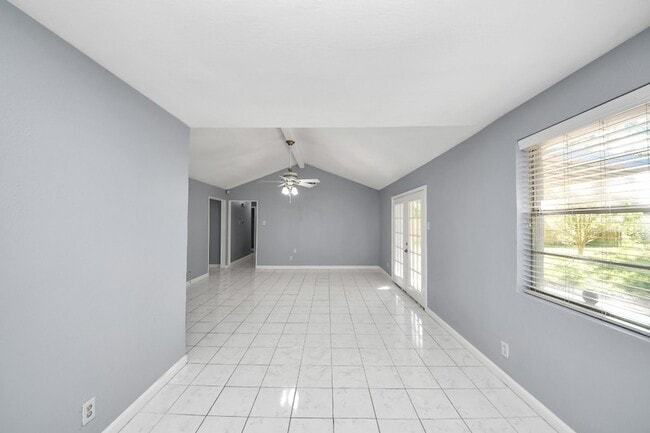 Building Photo - 6031 Dellfern Dr