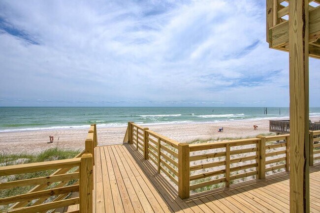 Building Photo - OCEANFRONT FURNISHED OFF-SEASON MONTHLY RENTAL - AVAILABLE NOW THROUGH MARCH '26