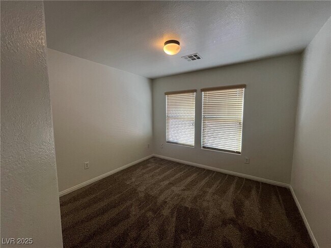 Building Photo - 6732 Sea Swallow St