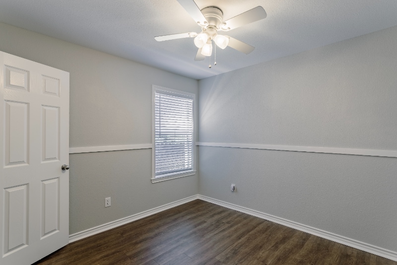 Building Photo - 8915 Wild Rose Ln