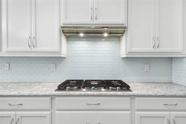 Building Photo - 15 Sandpiper Ln