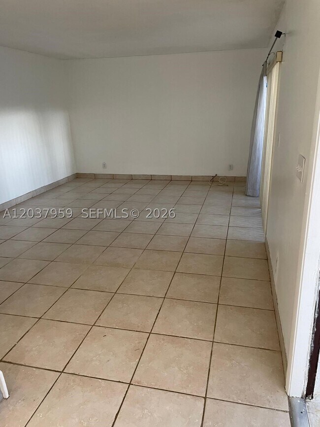 Building Photo - 2060 SW 90th Ave
