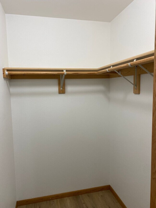 Building Photo - Beautiful 3 Bedroom Single Family Home in ...