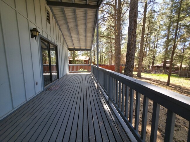 Building Photo - 2804 Burro Springs Ovi