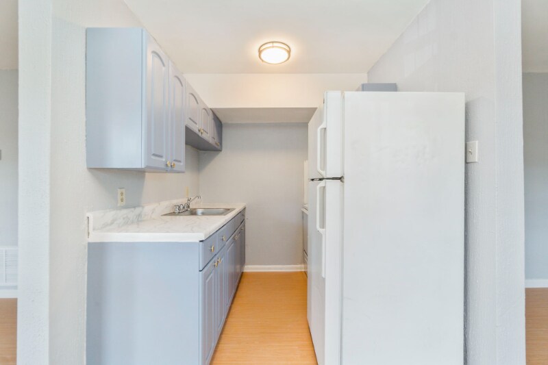 Building Photo - 487 W Ocean View Ave