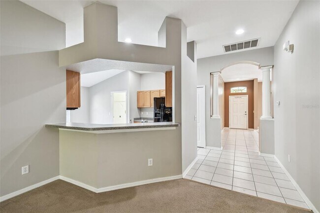 Building Photo - 15807 Leatherleaf Ln