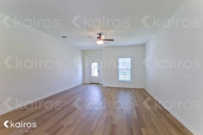 Building Photo - 113 Teddy Ln