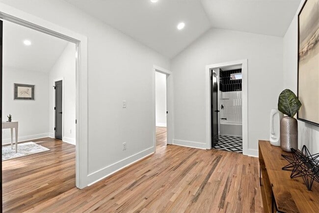 Building Photo - 1552 N Ellington St SE