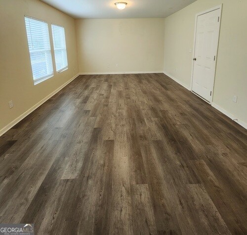 Building Photo - 335 Freeman Cir