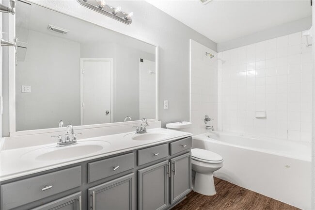 Building Photo - 11307 Sugar Bowl Dr