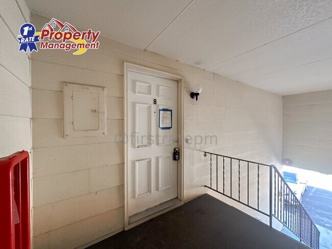 Building Photo - 5575 W. Franklin St.