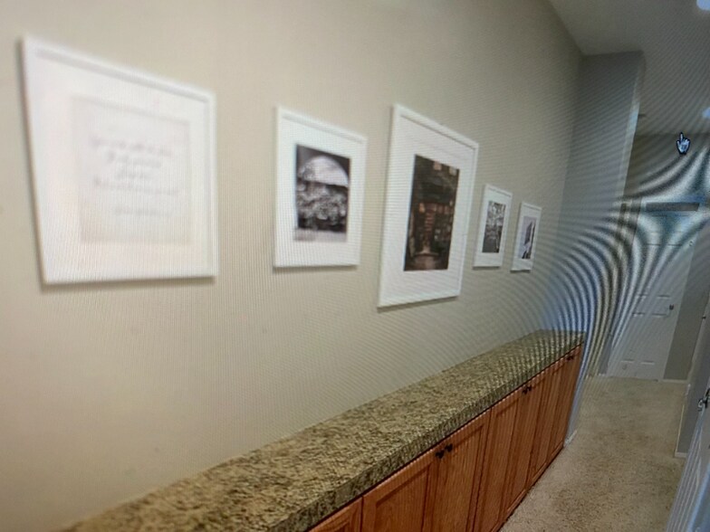 Building Photo - 1013 Eagle Ln