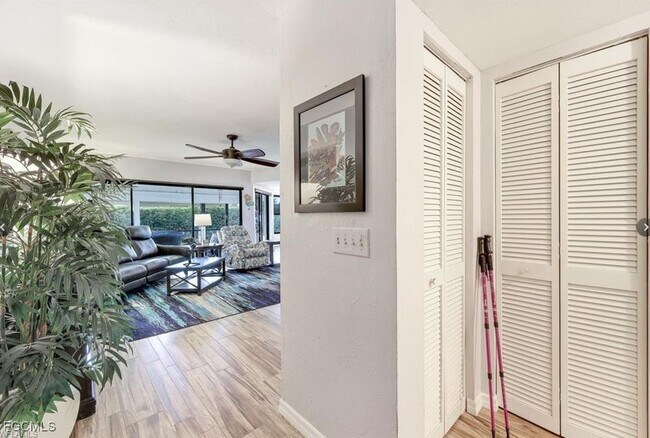 Building Photo - 1914 SE 40th Terrace