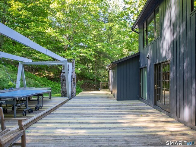 Building Photo - 110 Geer Mountain Rd