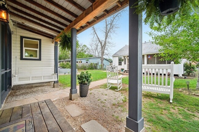 Building Photo - 801 Bishop St