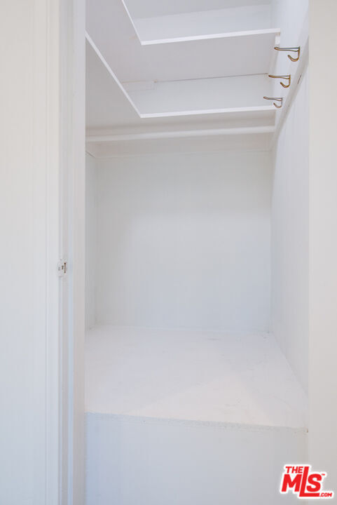 Building Photo - 4053 Verdugo Rd