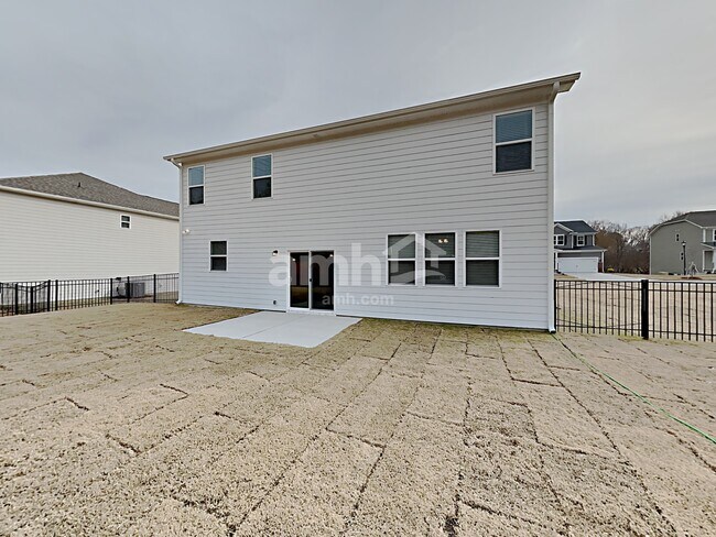Building Photo - 1018 Bentley Pl