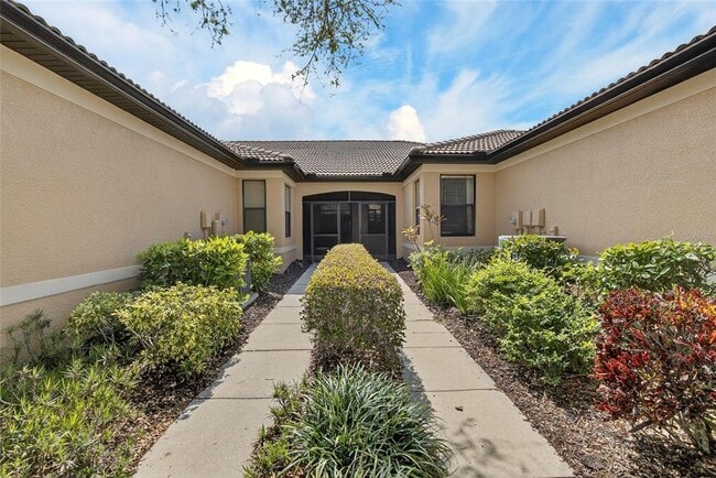 Building Photo - 210 Shell Falls Dr