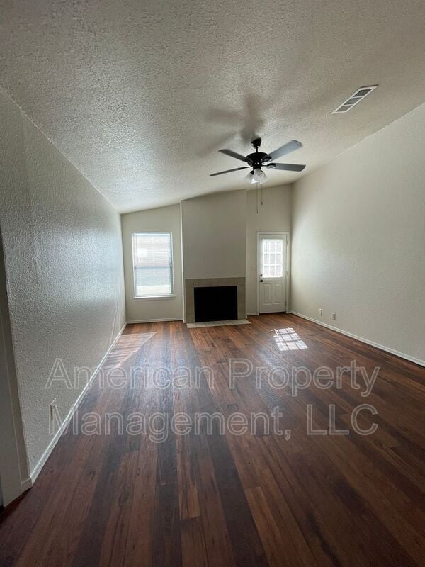 Building Photo - 13142 E 44th St